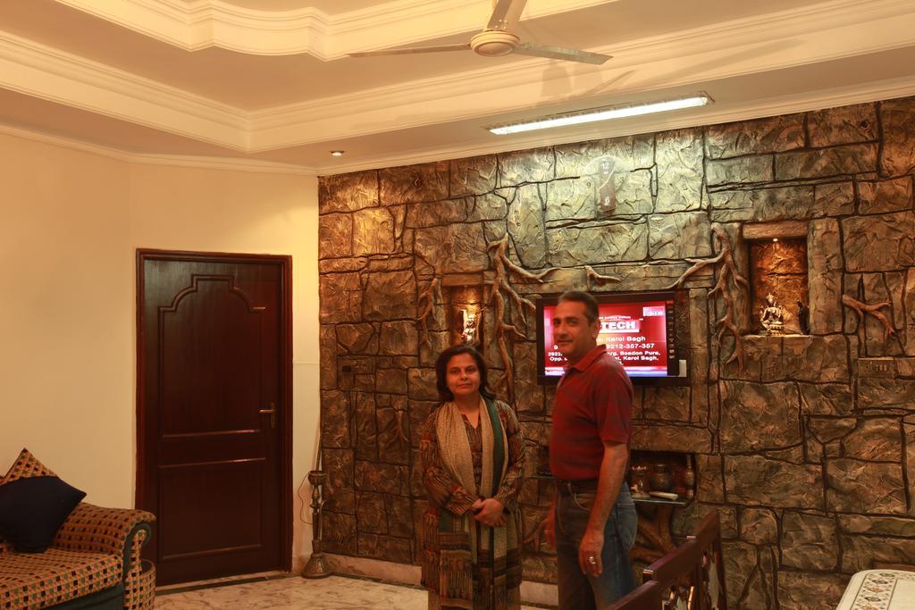 Sai Home Stay Bed & Breakfast- Near Tajmahal Agra  Exterior photo